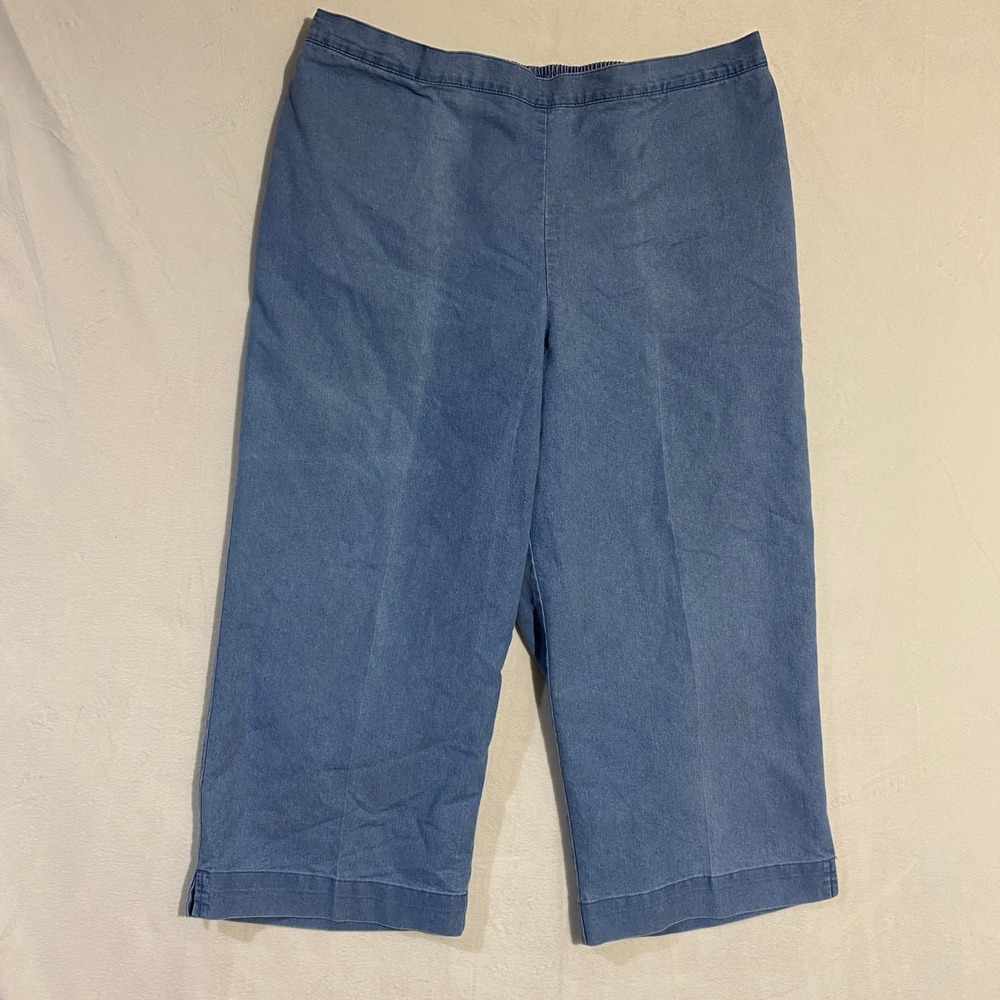 Alfred Dunner Womens Blue Denim Pull On Capri Pants Elastic Size 14 Cropped